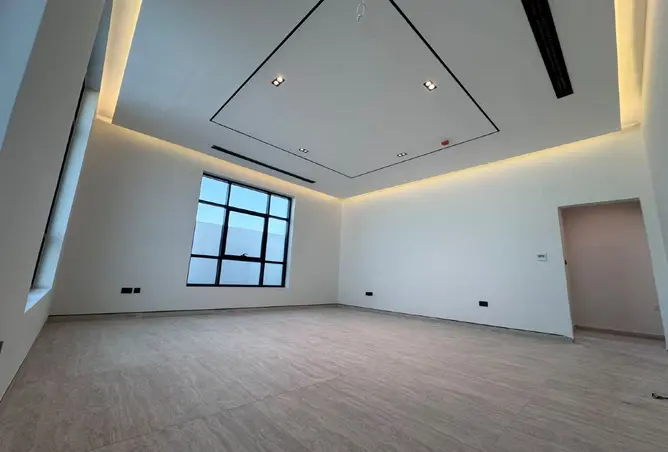155583889 - Property Image 2