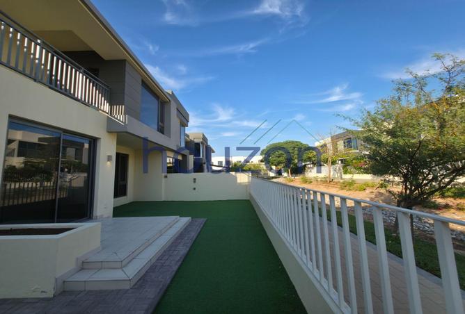 72325780 - Property Image 2