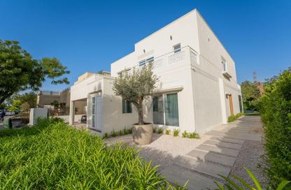 Villa - 5 - 5 for sale in Meadows 9 - Meadows - Dubai