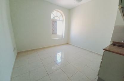 Apartment - Studio - 1 Bathroom for rent in Fire Station Road - Muwaileh - Sharjah