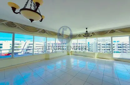 Apartment - 3 Bedrooms - 5 Bathrooms for rent in Dune Building - Al Diyafah - Al Satwa - Dubai