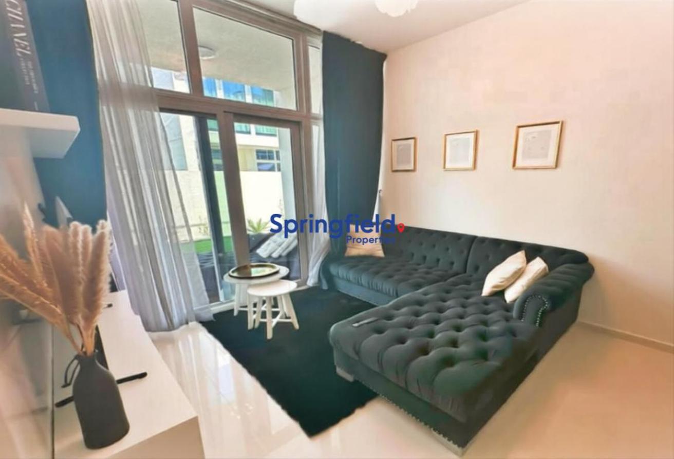 Elegant 4BR Townhouse | Close to Park & Amenities photo 15