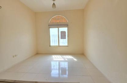 Apartment - Studio - 1 for rent in Fire Station Road - Muwaileh - Sharjah