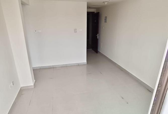 76162393 - Property Image 2