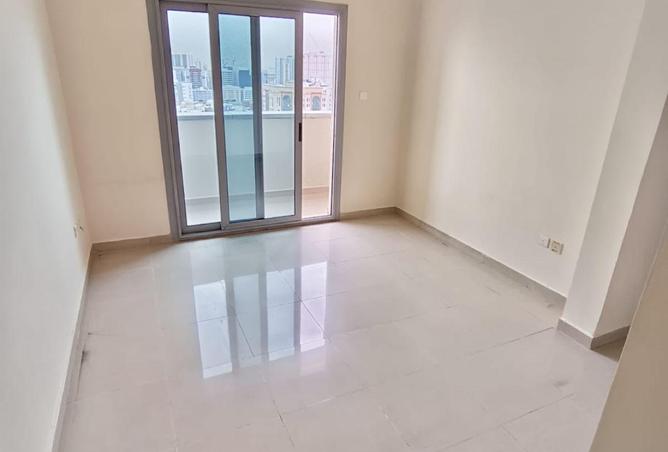 76162393 - Property Main Image