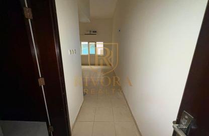 Apartment - Studio - 1 Bathroom for rent in Al Souk Al Kabeer - Bur Dubai - Dubai