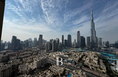 Apartment - 2 Bedrooms - 2 Bathrooms for rent in Burj Royale - Downtown Dubai - Dubai
