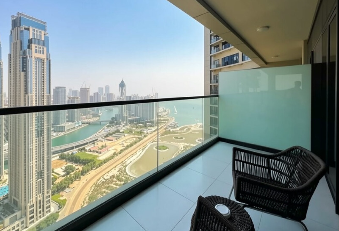 LUXURY STUDIO | HIGH FLOOR | PRIME INVESTMENT gallery image