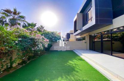 Villa - 3 - 4 for rent in Richmond - Damac Hills - Dubai