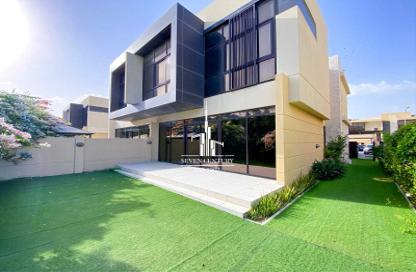 Villa - 3 - 4 for rent in Richmond - Damac Hills - Dubai