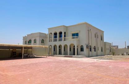 Villa - 6 Bedrooms - 7 Bathrooms for rent in Al Dhait South - Al Dhait - Ras Al Khaimah