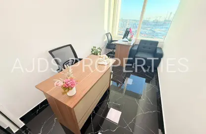 Office Space - Studio - 1 Bathroom for rent in Fatima Mohammad Ahmad Bin Suleiman Building - Al Raffa - Bur Dubai - Dubai