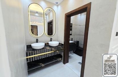 Villa - Studio - 6 for sale in Al Mowaihat 1 - Al Mowaihat - Ajman