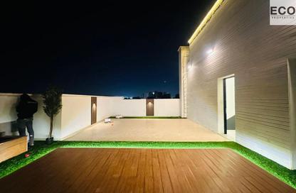 Villa - 5 - 7 for sale in Al Zaheya Gardens - Al Zahya - Ajman