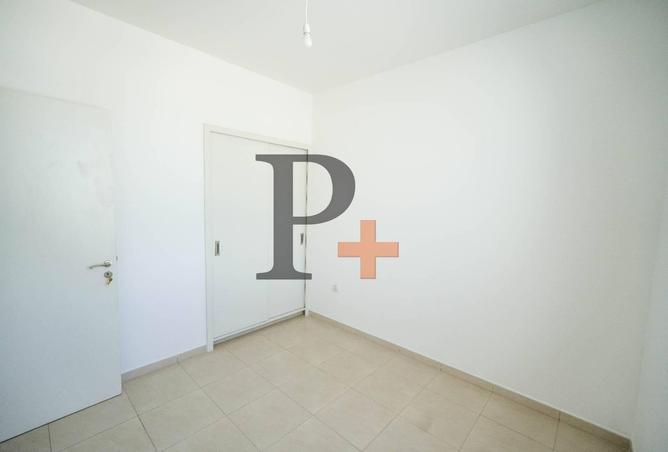 81942272 - صورة العقار 2