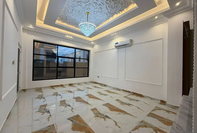141930086 - Property Image 2