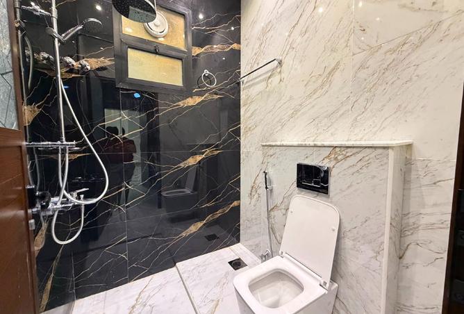 141930086 - Property Image 3