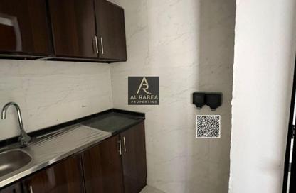 Apartment - Studio - 1 Bathroom for rent in Al Rumailah building - Al Rumailah 2 - Al Rumaila - Ajman