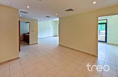 Apartment - 3 - 2 for sale in Al Nakheel 2 - Al Nakheel - Greens - Dubai