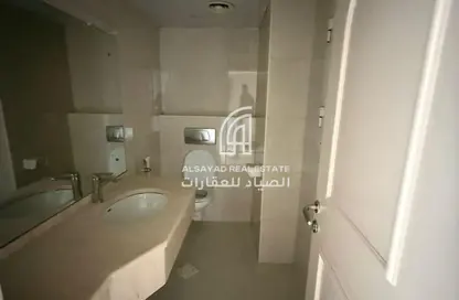 شقة - 3 غرف نوم - 3 حمامات للبيع في الخان - الشارقة