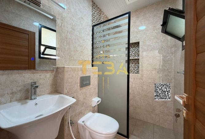 70269389 - Property Image 2