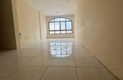 Apartment - 3 Bedrooms - 3 Bathrooms for rent in Dar Al Majaz - Jamal Abdul Nasser Street - Al Majaz - Sharjah
