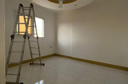 Apartment - 2 Bedrooms - 3 Bathrooms for rent in Al Jurf 2 - Al Jurf - Ajman Downtown - Ajman