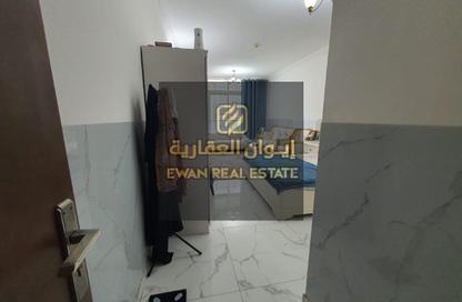 Apartment - 2 Bedrooms - 3 Bathrooms for sale in Oasis Tower - Al Rashidiya 1 - Al Rashidiya - Ajman