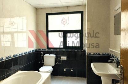 Apartment - 3 Bedrooms - 4 Bathrooms for rent in Al Marwan Tower - Al Mahatta - Al Qasimia - Sharjah
