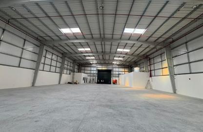 Warehouse - Studio - 3 for rent in Umm Al Thuoob - Umm Al Quwain