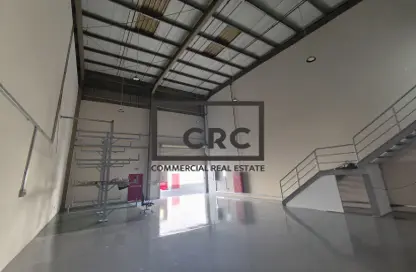 Warehouse - Studio for rent in Phase 2 - Dubai Investment Park (DIP) - Dubai