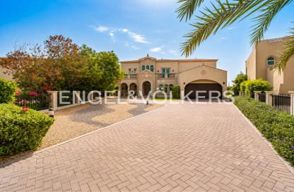 Villa - 4 Bedrooms - 5 Bathrooms for sale in Entertainment Foyer - Islamic Clusters - Jumeirah Islands - Dubai