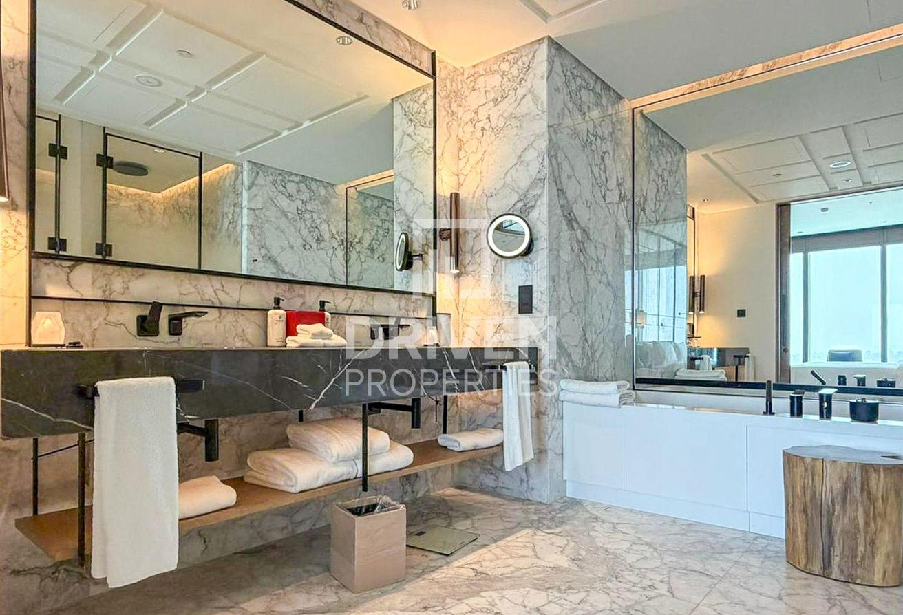 Stunning Furnished Apt | Vacant | High Floor photo 15