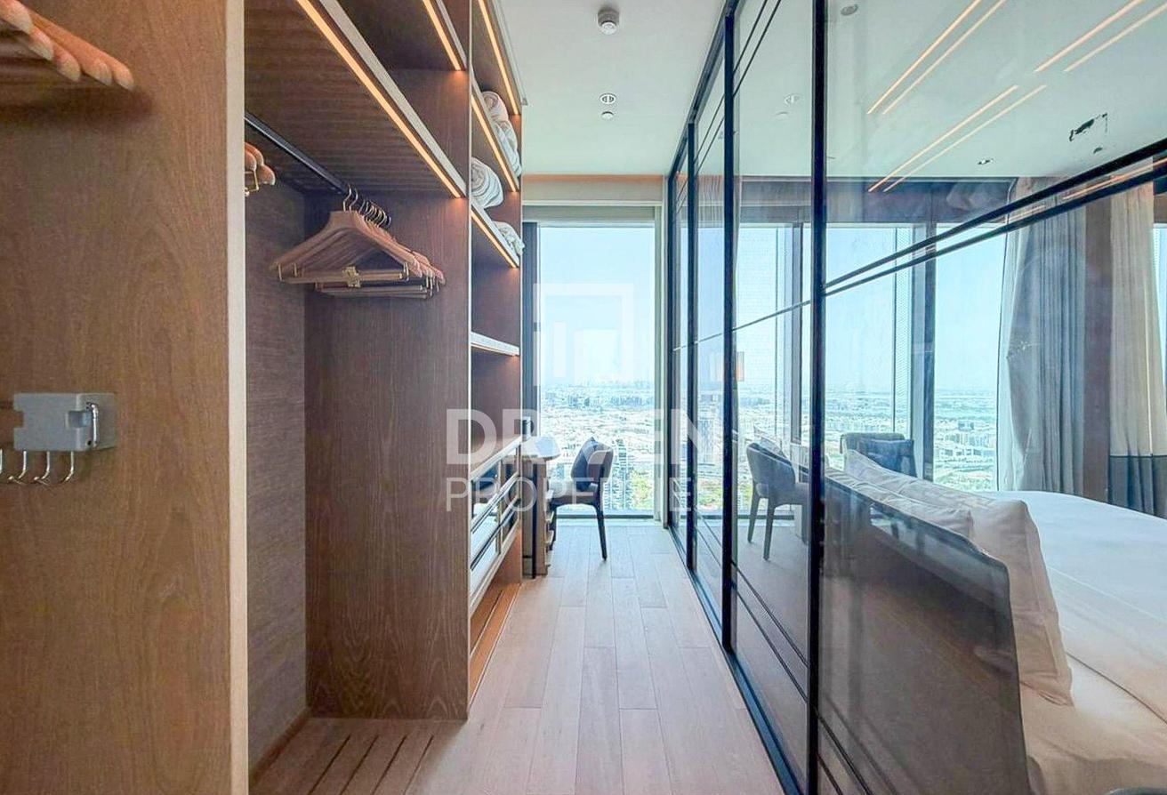 Stunning Furnished Apt | Vacant | High Floor photo 8