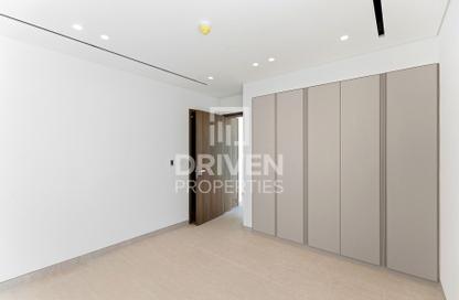 Villa - 5 Bedrooms - 6 Bathrooms for sale in Sunrise Living at Jumeirah Park - District 9 - Jumeirah Park - Dubai Villa - 5 Bedrooms - 6 Bathrooms for sale in Sunrise Living at Jumeirah Park - District 9 - Jumeirah Park - Dubai