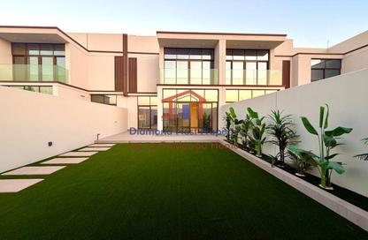 Townhouse - 2 Bedrooms - 3 Bathrooms for rent in Nad Al Dhabi - Al Jubail Island - Abu Dhabi