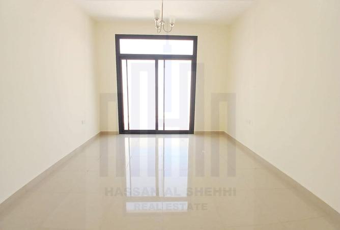127044390 - Property Image 3