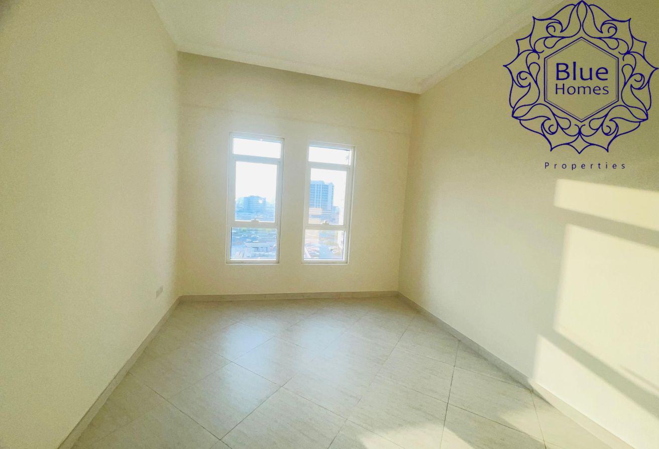 Spacious 1BR | Balcony | Community View | Arjan photo 4