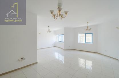 Apartment - 2 - 2 for rent in Thuraya Al Majaz Building - Al Majaz 3 - Al Majaz - Sharjah