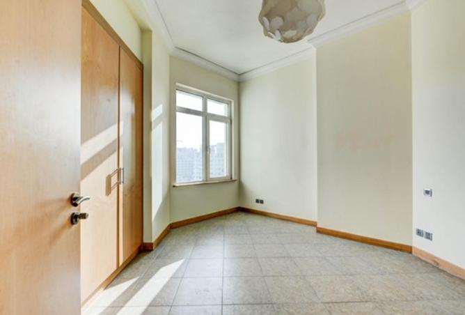 56126075 - Property Image 3