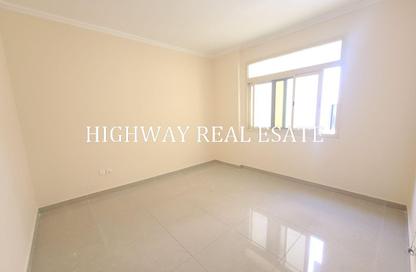 Apartment - 1 - 2 for rent in Muwaileh 29 Building - Muwaileh - Sharjah