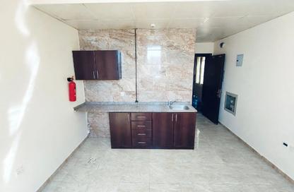 Apartment - Studio - 1 for rent in Fire Station Road - Muwaileh - Sharjah Apartment - Studio - 1 for rent in Fire Station Road - Muwaileh - Sharjah