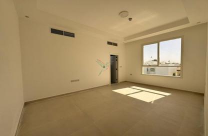 Apartment - 2 Bedrooms - 3 Bathrooms for rent in Hai Al Maahad - Al Mutarad - Al Ain
