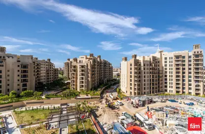 Apartment - 3 Bedrooms - 4 Bathrooms for sale in Al Jazi - Madinat Jumeirah Living - Umm Suqeim - Dubai