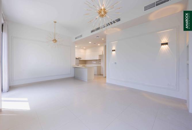 92692237 - Property Image 3