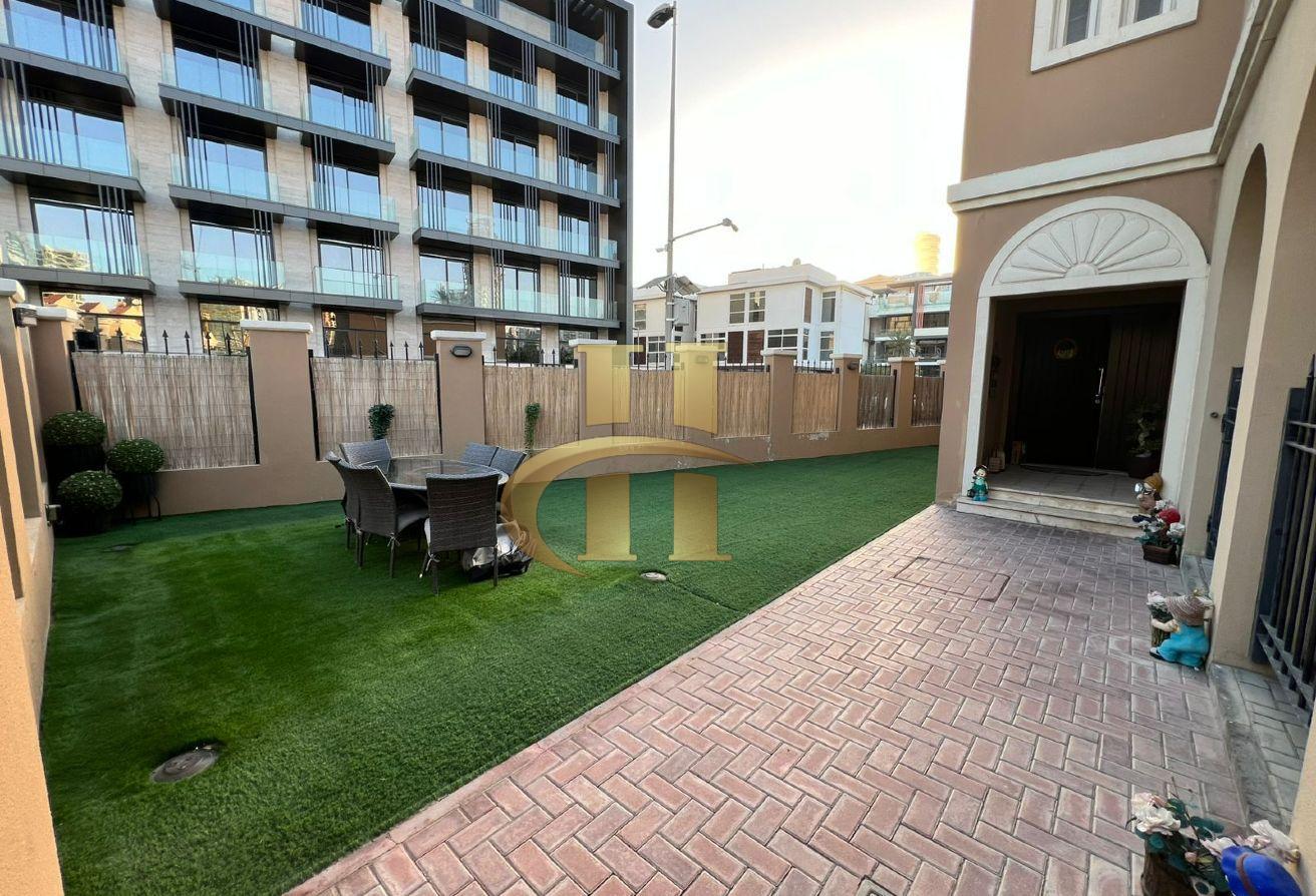 Corner unit | Fully furnished | 3 BHK + Maid photo 9