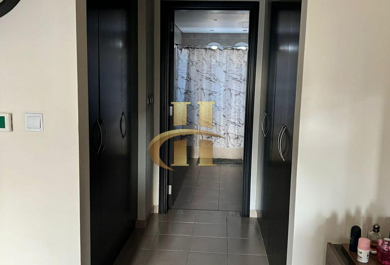 Corner unit | Fully furnished | 3 BHK + Maid photo 5