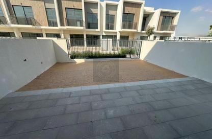 Townhouse - 3 - 4 for sale in Orania - The Valley - Dubai