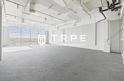 محل للايجار في آي تي بلازا - واحة دبي للسيليكون - دبي