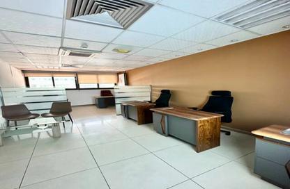 Business Centre - Studio - 4 Bathrooms for rent in Al Kazim Building - Karama Park Area - Al Karama - Dubai Business Centre - Studio - 4 Bathrooms for rent in Al Kazim Building - Karama Park Area - Al Karama - Dubai
